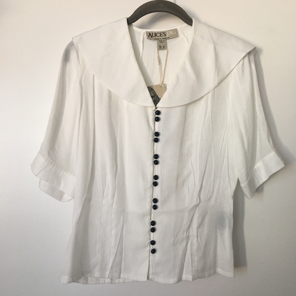 NWT Alice’s Pig Top